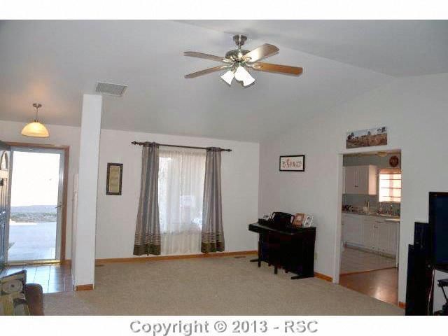 676 6th St, Penrose, CO 81240