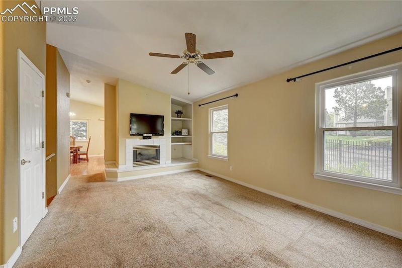 6760 Villa Glen Point, Colorado Springs, CO 80918