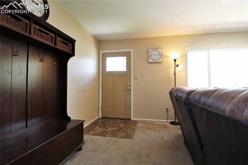 6765 Dale Rd, Colorado Springs, CO 80915
