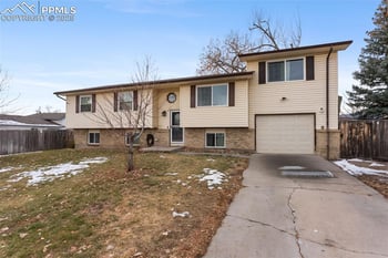 6770 Caballero Ave, Colorado Springs, CO 80911