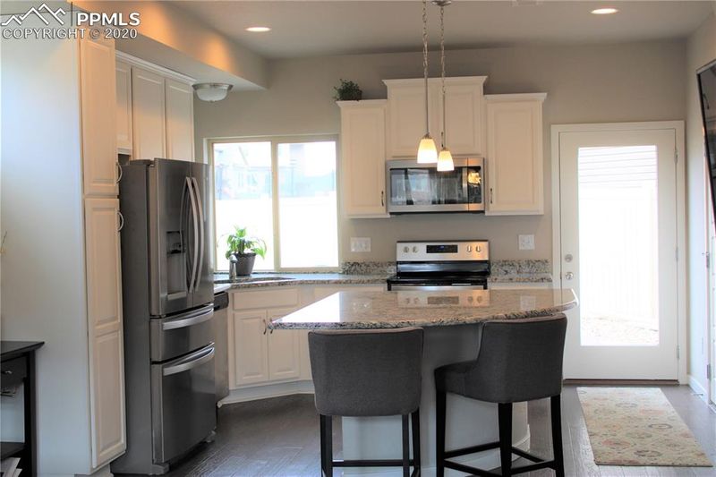6773 Thicket Pass Dr, Colorado Springs, CO 80927