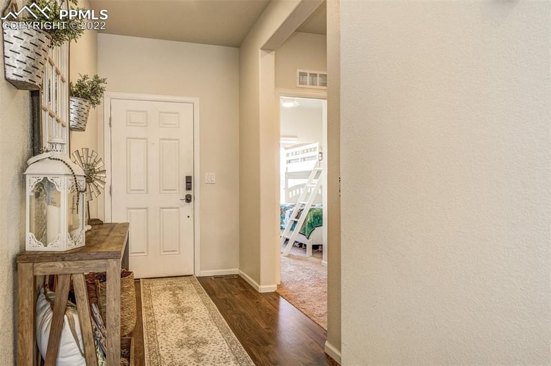 6776 Kearsarge Dr, Colorado Springs, CO 80925