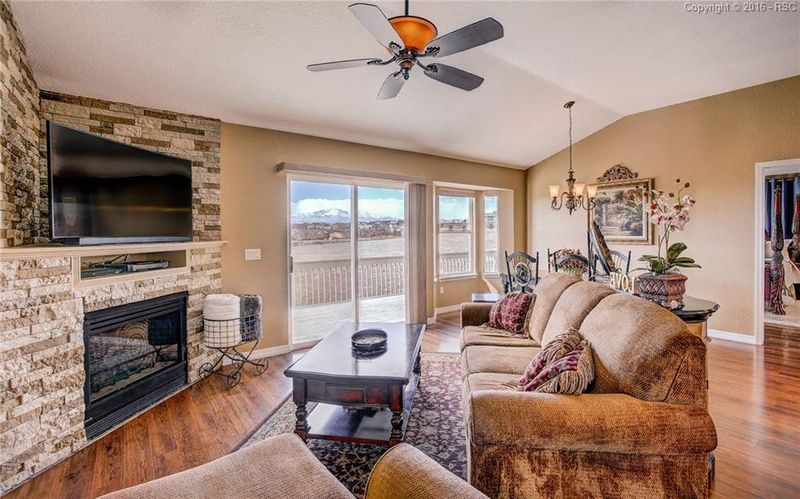 6780 Horseshoe Rd, Colorado Springs, CO 80923
