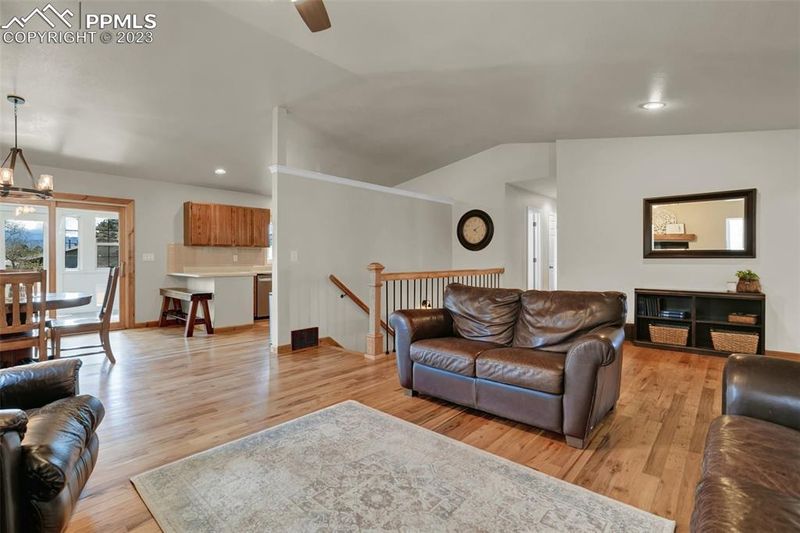 6780 Lange Cir, Colorado Springs, CO 80918
