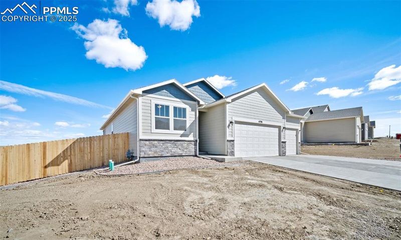 6796 Pearsoll St, Colorado Springs, CO 80925