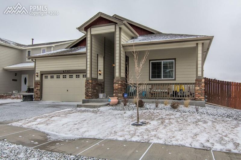 6797 Sandyford Ln, Colorado Springs, CO 80923