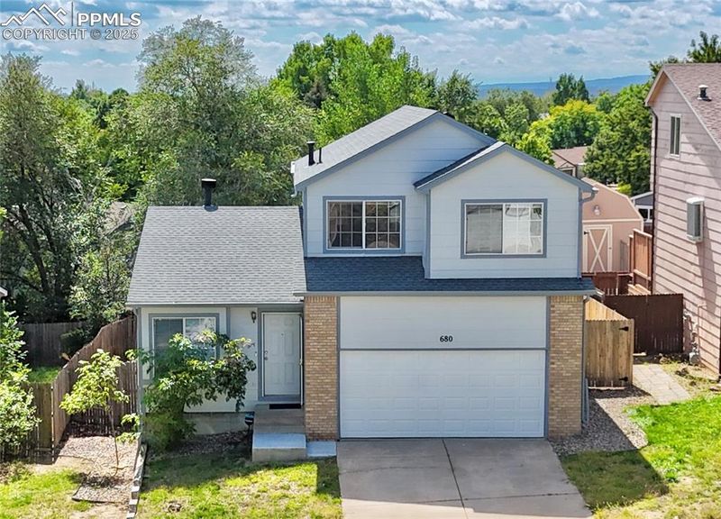 680 Welsh Cir, Colorado Springs, CO 80916