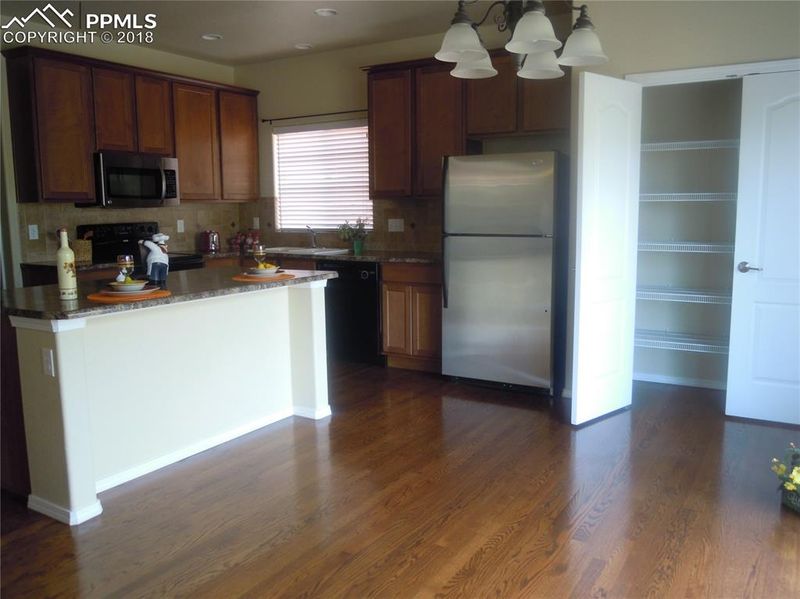 6803 Silverwind Cir, Colorado Springs, CO 80923