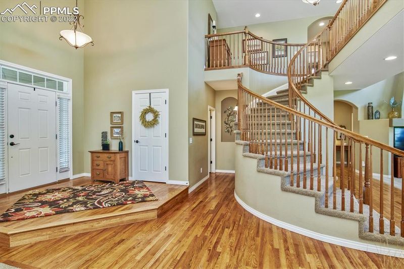 681 Kryptonite Dr, Castle Rock, CO 80108