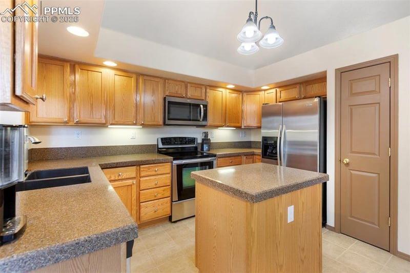681 Misty Pines Cir, Woodland Park, CO 80863