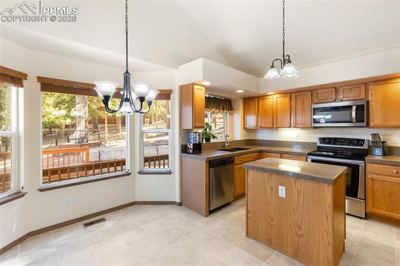 681 Misty Pines Cir, Woodland Park, CO 80863