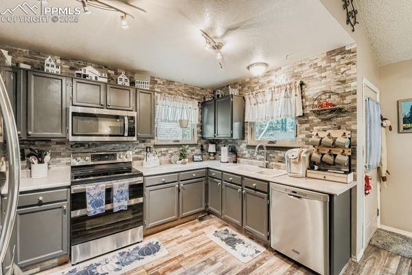 6811 E 120th Dr, Brighton, CO 80620