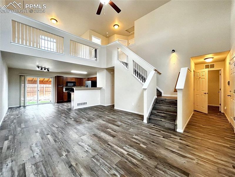 6814 Sierra Meadows Dr, Colorado Springs, CO 80908