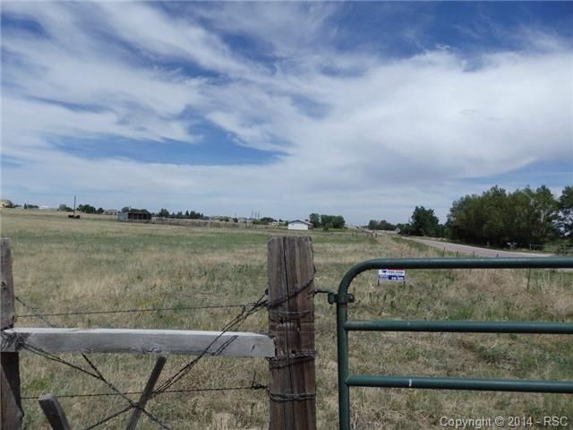 6815 Chief Rd, Peyton, CO 80831