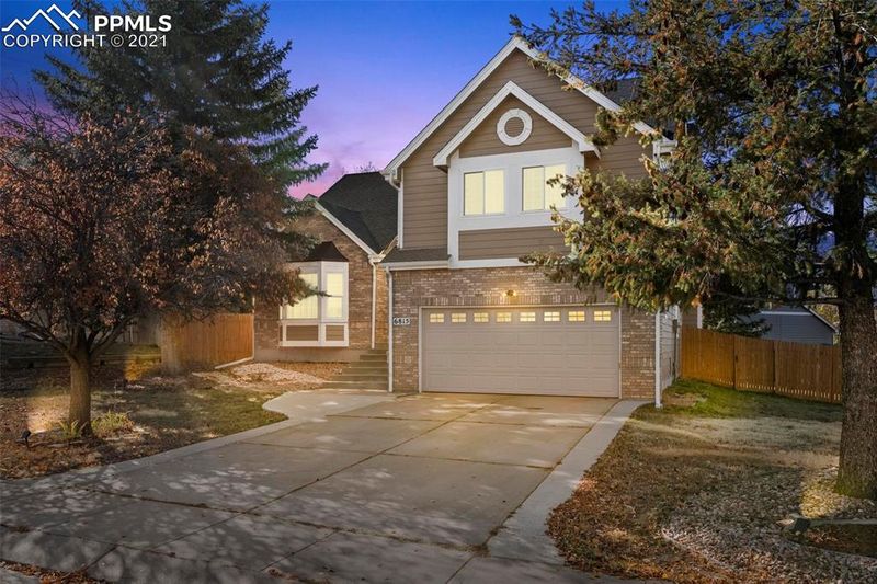 6815 Quicksilver Dr, Colorado Springs, CO 80922