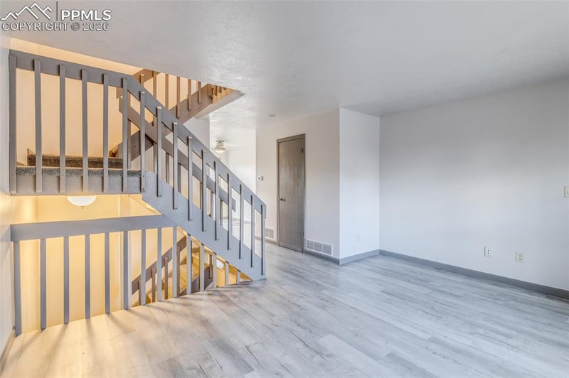 6816 Ravencrest Dr, Colorado Springs, CO 80919