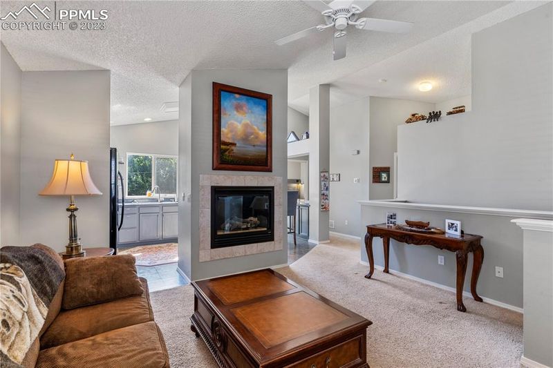 6817 Lost Springs Dr, Colorado Springs, CO 80923