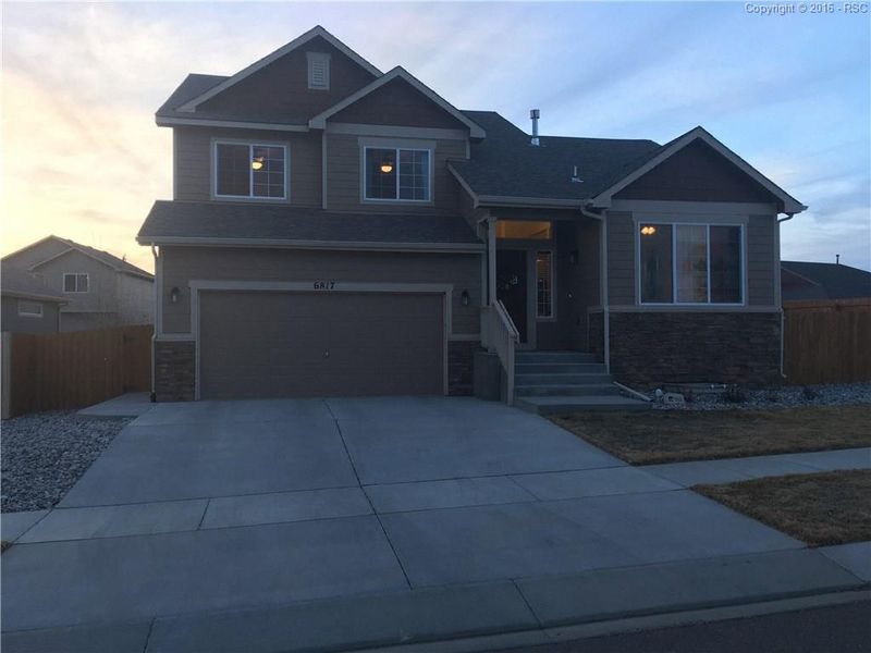 6817 Red Cardinal Loop, Colorado Springs, CO 80908