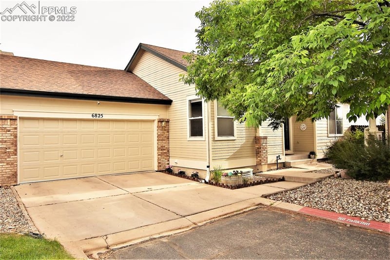 6825 Sunstream Grv, Colorado Springs, CO 80922