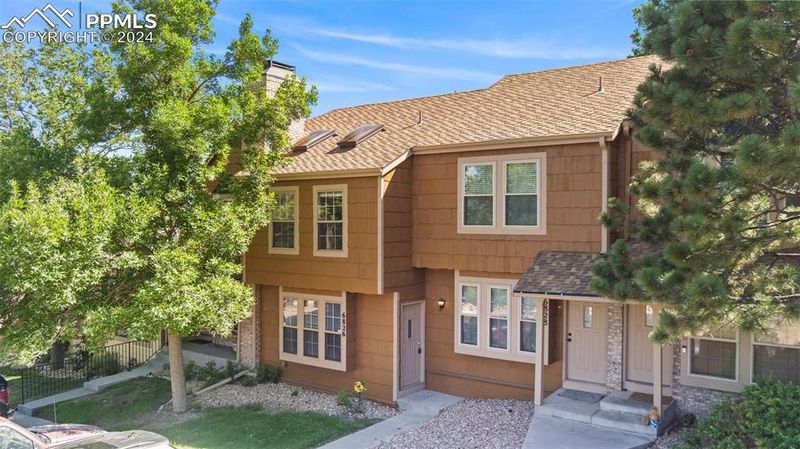 6826 Ravencrest Dr, Colorado Springs, CO 80919