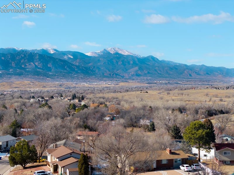 6830 Defoe Ave, Colorado Springs, CO 80911