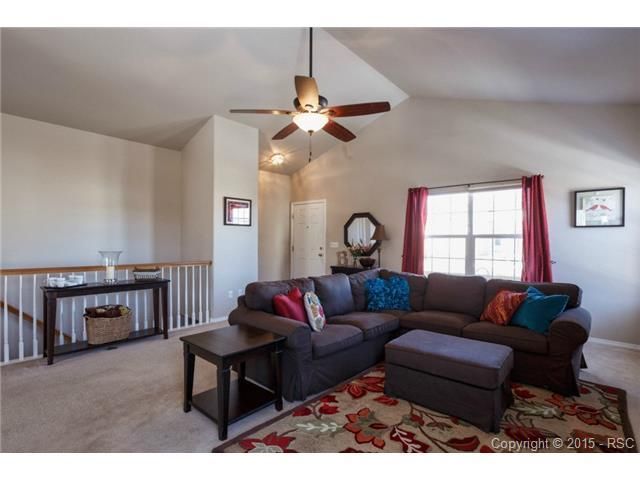 6832 Prairie Wind Dr, Colorado Springs, CO 80923
