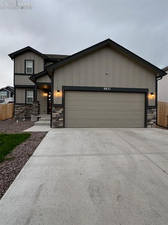 6837 Volga Dr, Colorado Springs, CO 80925