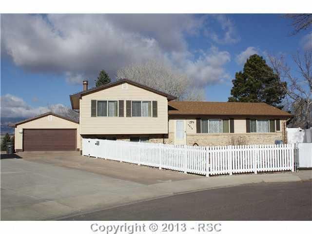 6838 Metropolitan St, Colorado Springs, CO 80911