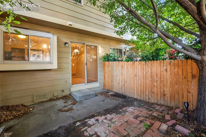 6838 Overland Dr, Colorado Springs, CO 80919