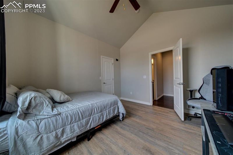 6838 Phantom Way, Colorado Springs, CO 80925