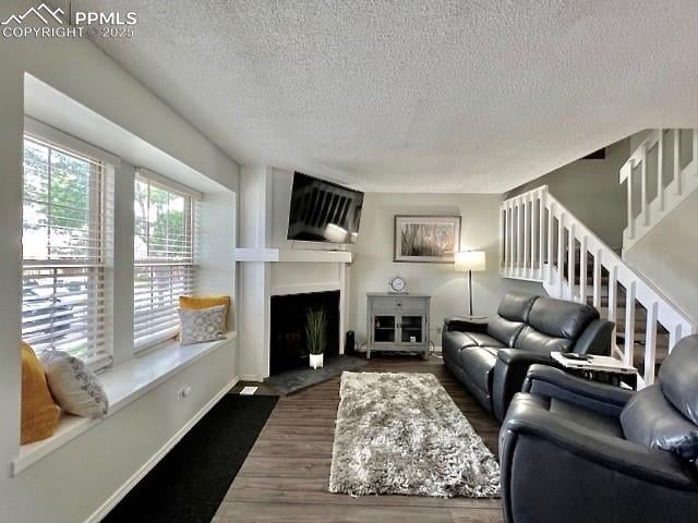 6838 Ravencrest Dr, Colorado Springs, CO 80919