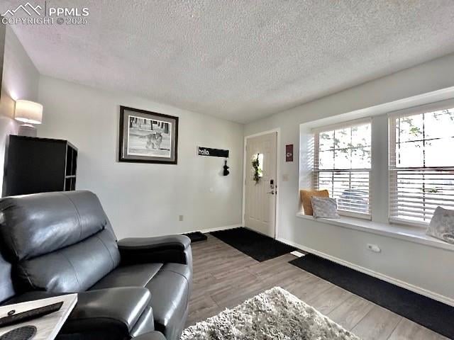 6838 Ravencrest Dr, Colorado Springs, CO 80919