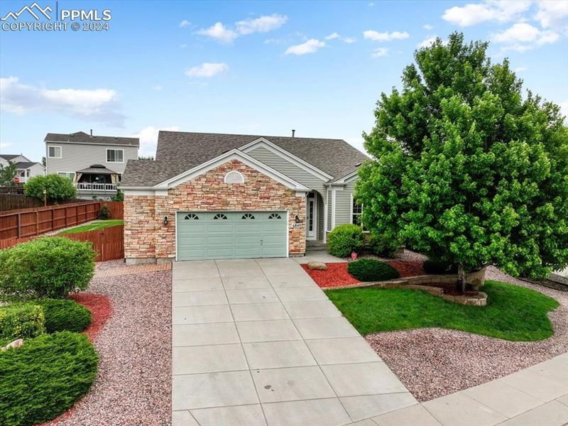 6840 Bartlet Ct, Colorado Springs, CO 80923