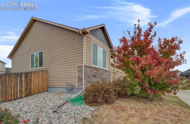 6841 Red Cardinal Loop, Colorado Springs, CO 80908