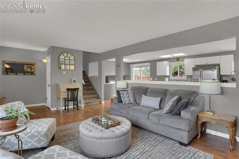 6843 Snowbird Ter, Colorado Springs, CO 80918