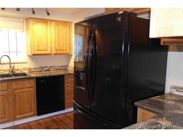6844 Metropolitan St, Colorado Springs, CO 80911