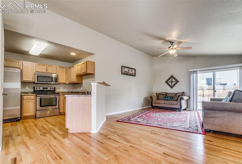 6844 Sierra Meadows Dr, Colorado Springs, CO 80908