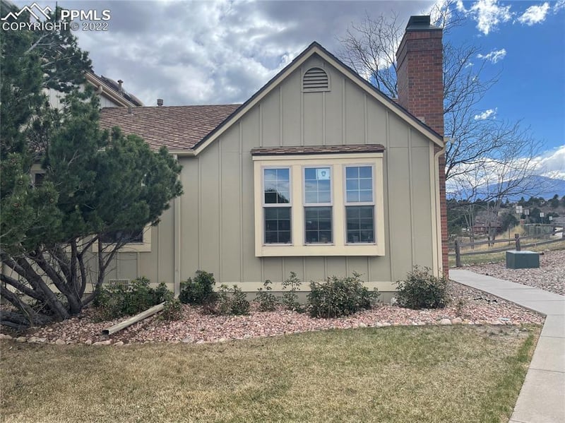 6850 Ravencrest Dr, Colorado Springs, CO 80919