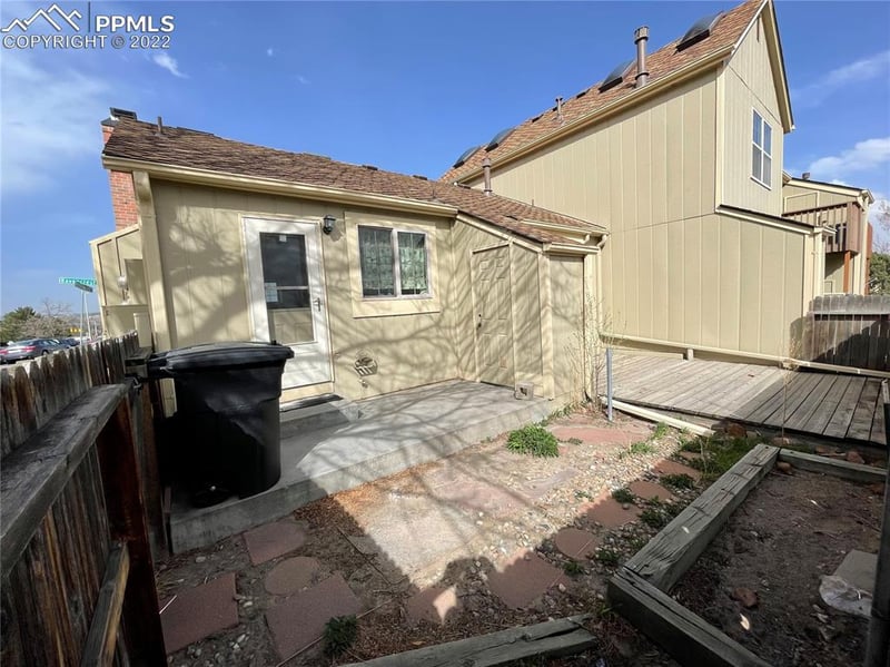 6850 Ravencrest Dr, Colorado Springs, CO 80919