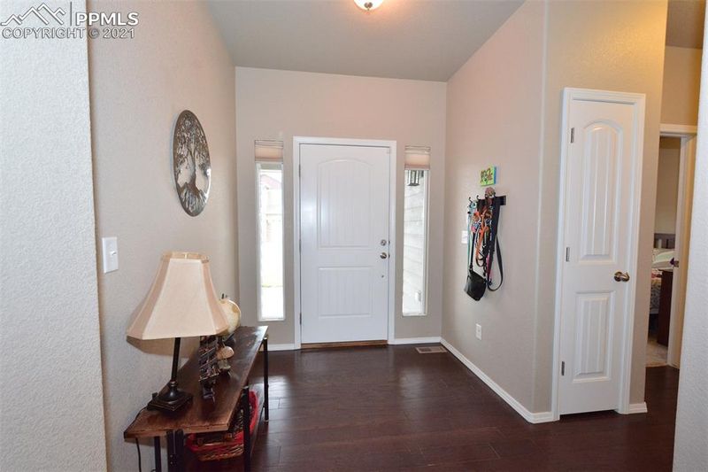 6854 Alliance Loop, Colorado Springs, CO 80925