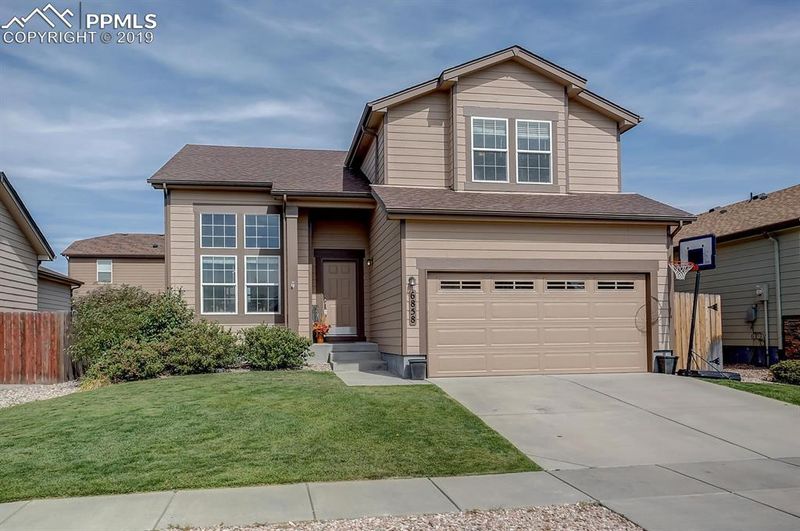 6858 Shimmering Leaf Rd, Colorado Springs, CO 80908