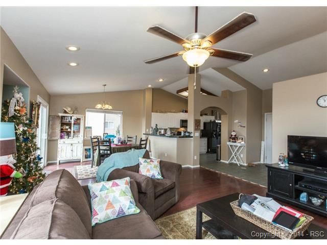 6860 Weeping Willow Dr, Colorado Springs, CO 80925
