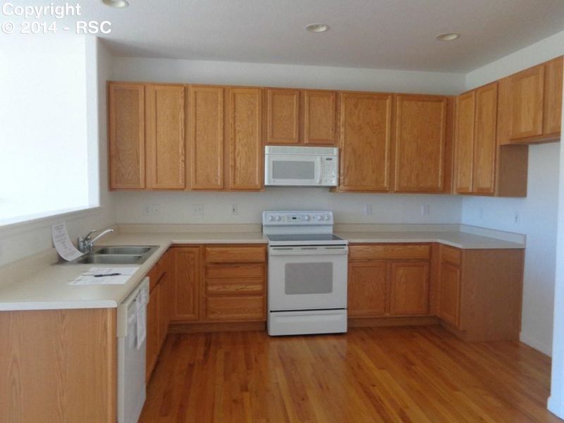 6863 Level Land Dr, Colorado Springs, CO 80923