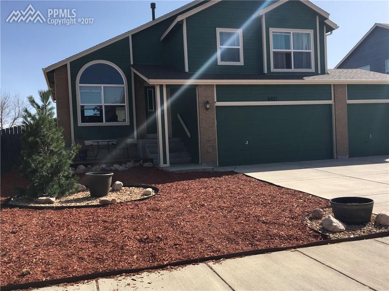 6871 Ancestra Dr, Fountain, CO 80817