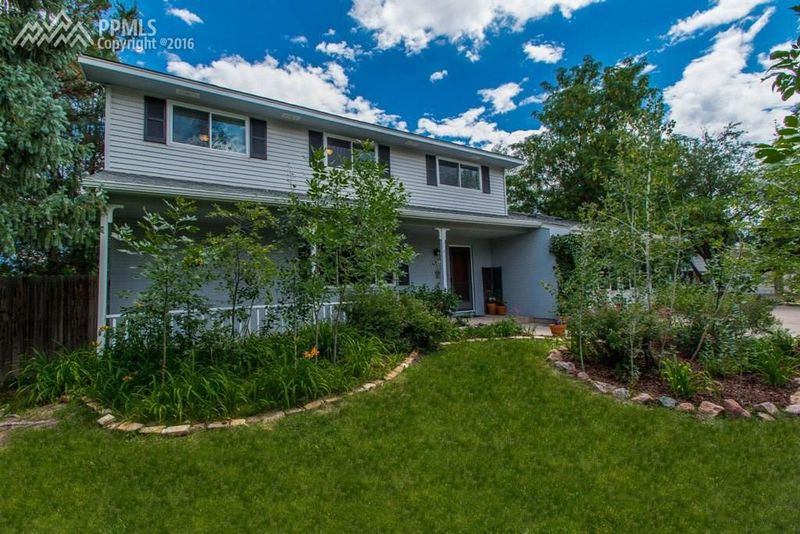 6873 Prince Dr, Colorado Springs, CO 80918