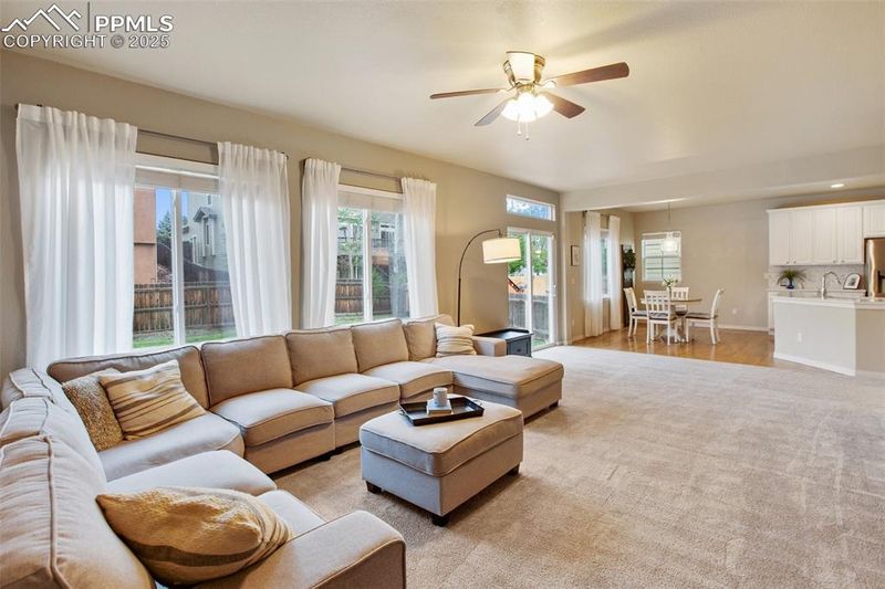 6874 Quiet Pond Pl, Colorado Springs, CO 80923