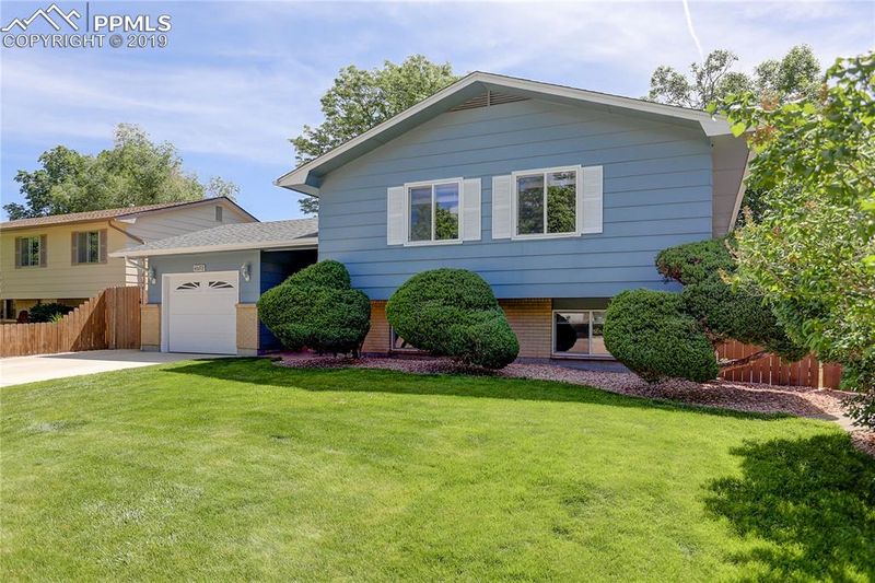 6875 Arctic Pl, Colorado Springs, CO 80911