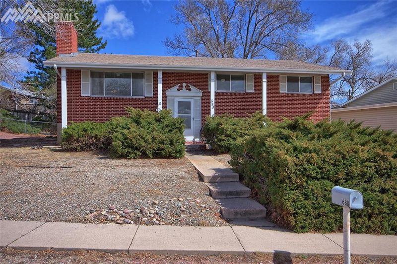688 Bridger Dr, Colorado Springs, CO 80909