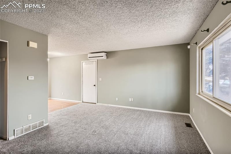 6880 Cedar Edge Dr, Colorado Springs, CO 80911