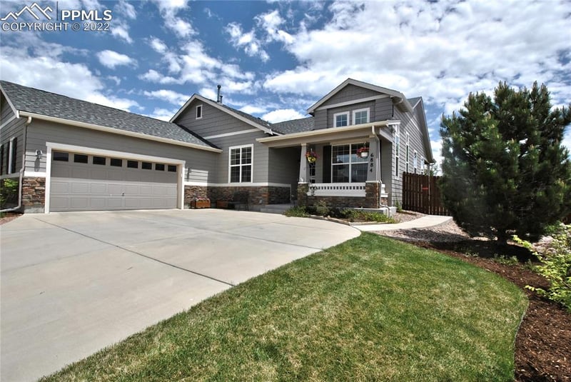 6884 Chickasaw Way, Colorado Springs, CO 80923